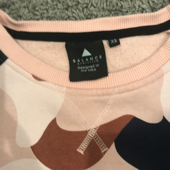 Balance Athletica Crop - Picture 3 of 4